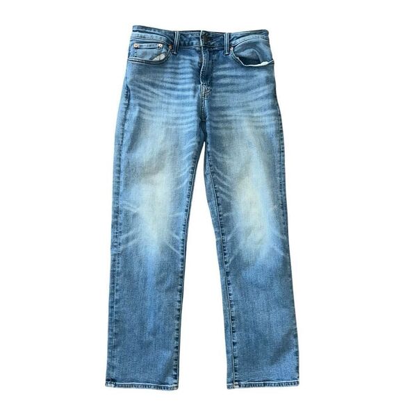 AMERICAN EAGLE Airflex Relaxed Straight Light Wash Jeans Size 30X32 - Picture 1 of 10